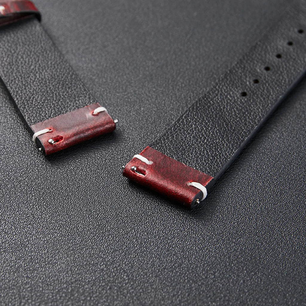 Italian oil wax discoloration leather watch strap in six colours with quick-release pins, 20mm and 22mm sizes