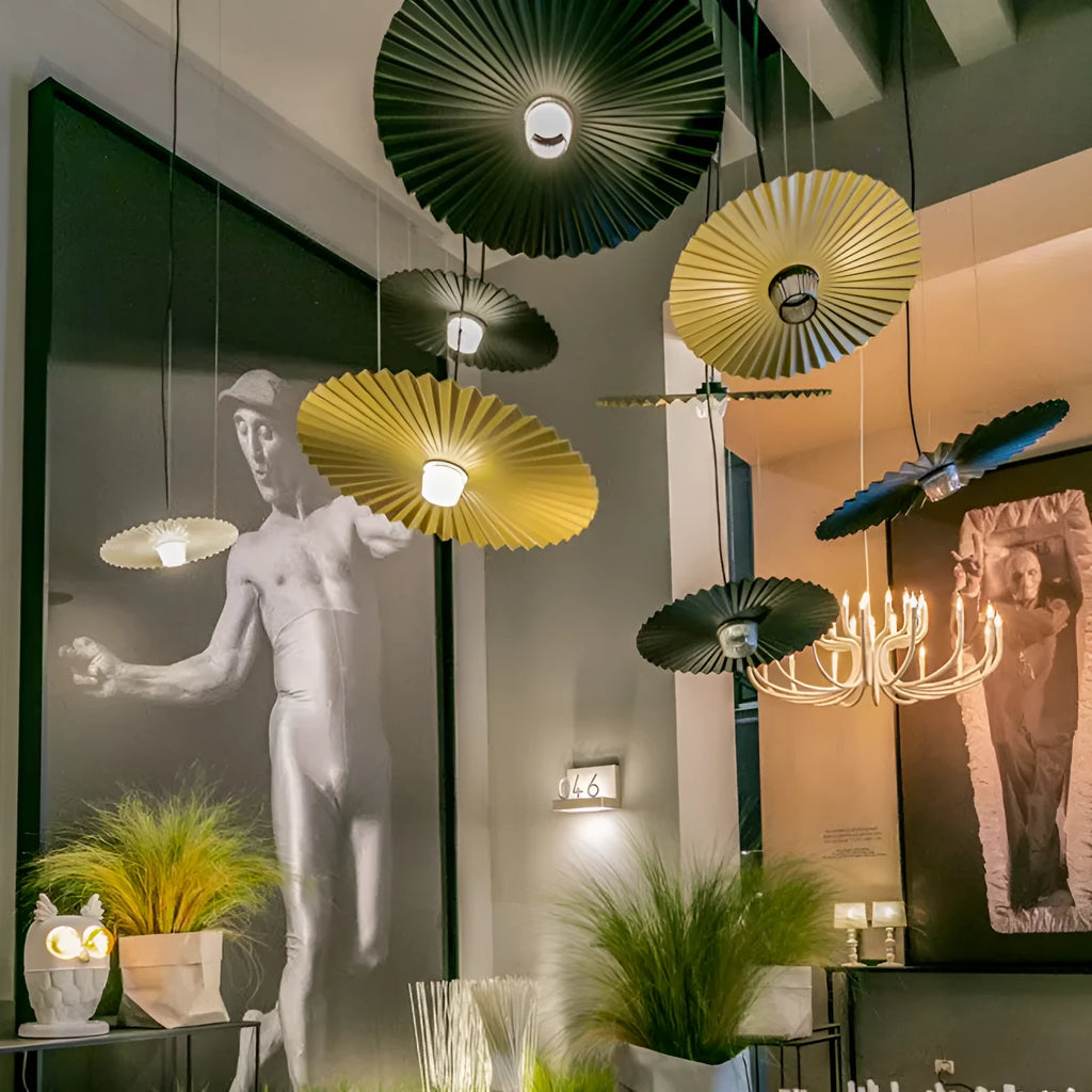 Nordic iron pendant chandelier LED 35cm 40cm 51cm in black gold grey for restaurant bar clothing store