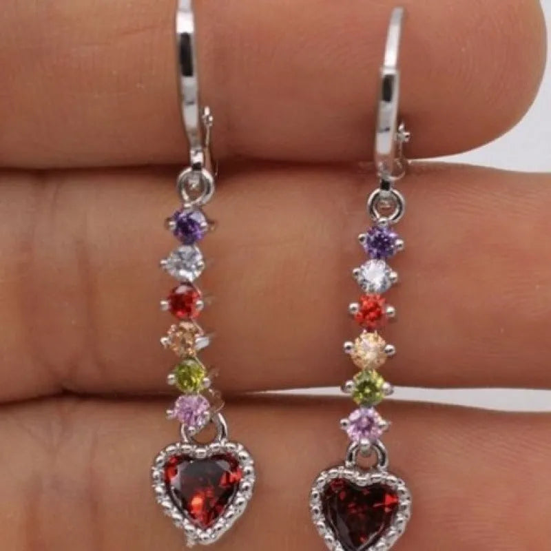 Women's heart-shaped fashion earrings in gold and silver electroplated finishes