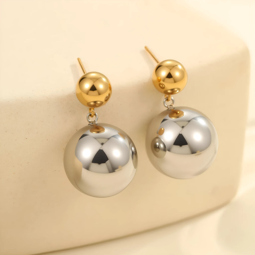 Round bead stainless steel colour-block ear studs with geometric design and electroplated finish