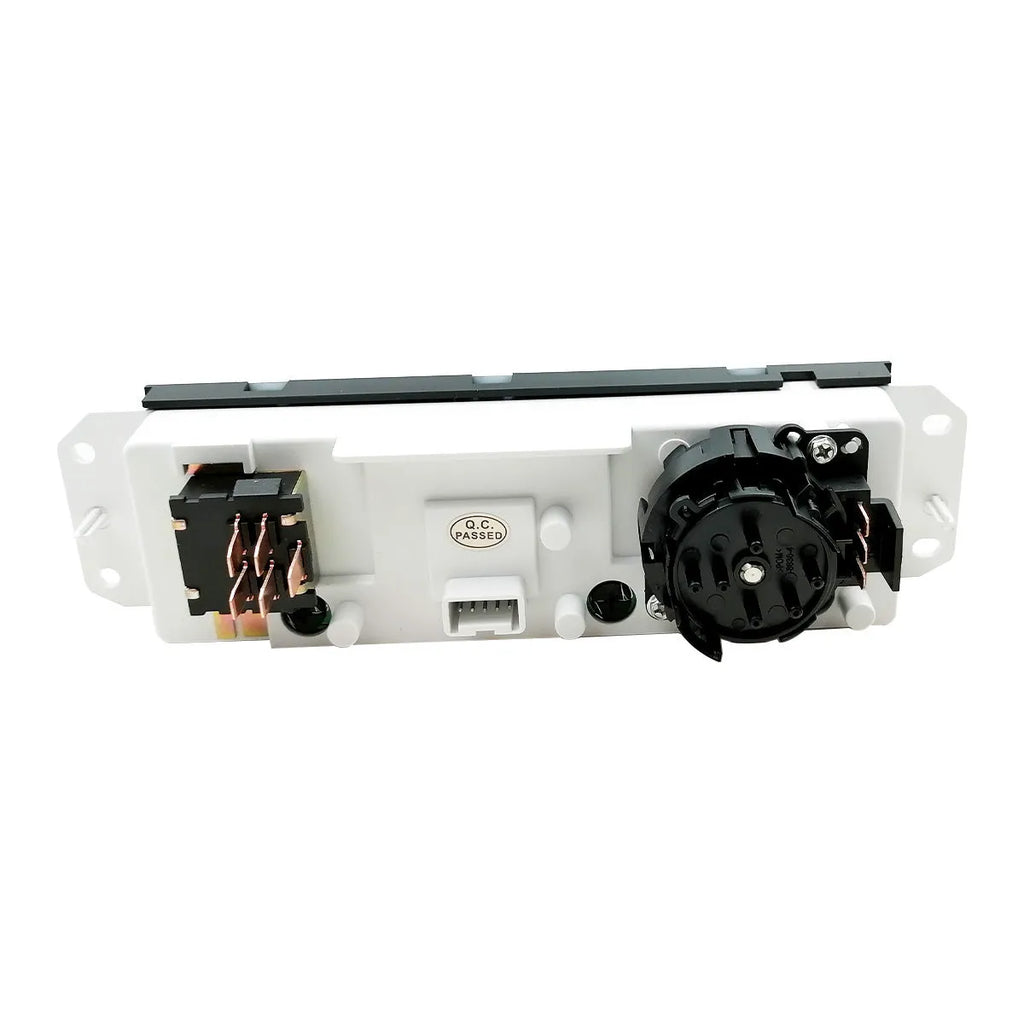 Black automotive air conditioning control panel for Jeep Wrangler 2005-2006 replacement part