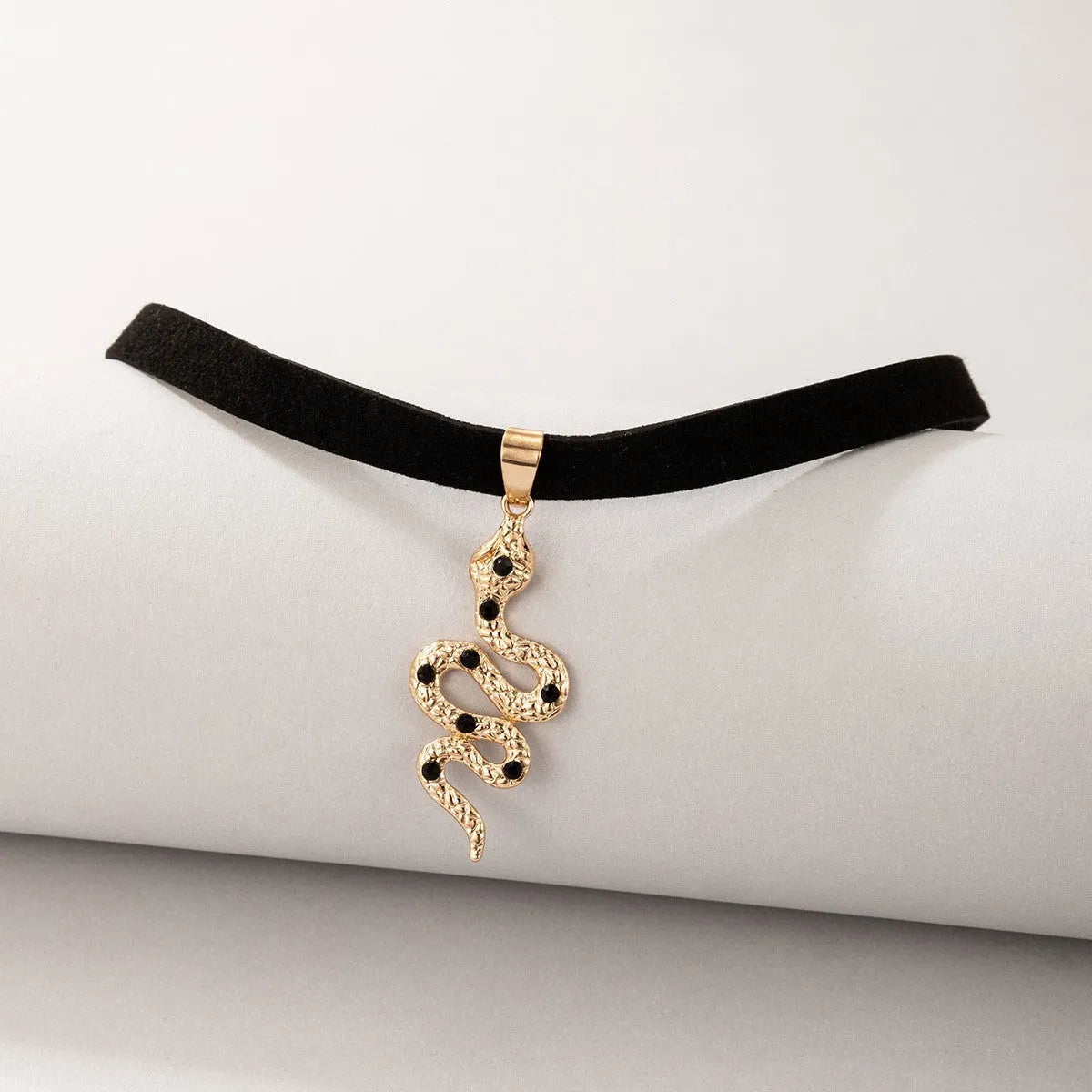 Gothic snake choker necklace in silver or gold alloy with baroque styling for women