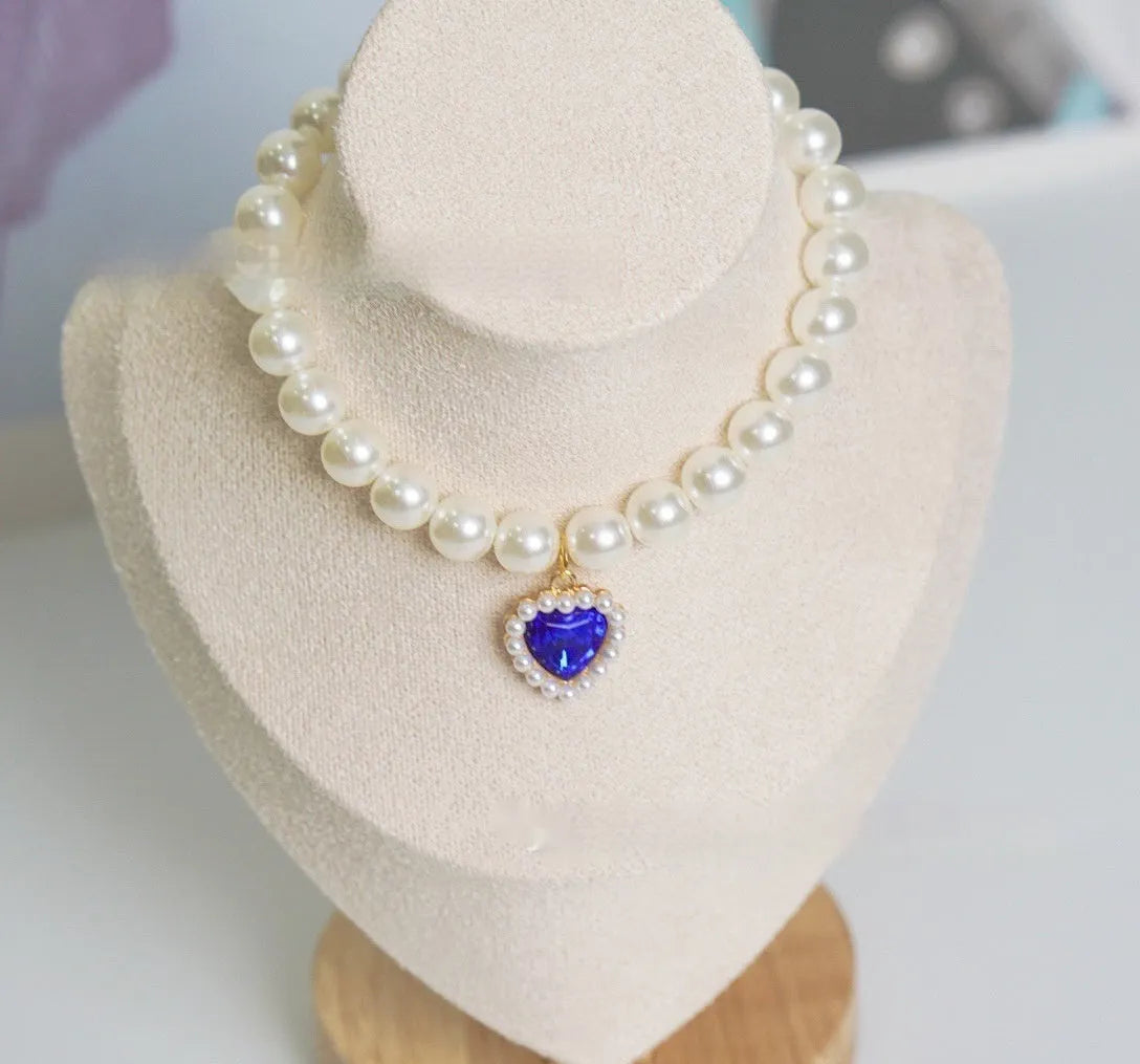 Decorative cat collar necklace with love gem design in translucent colours