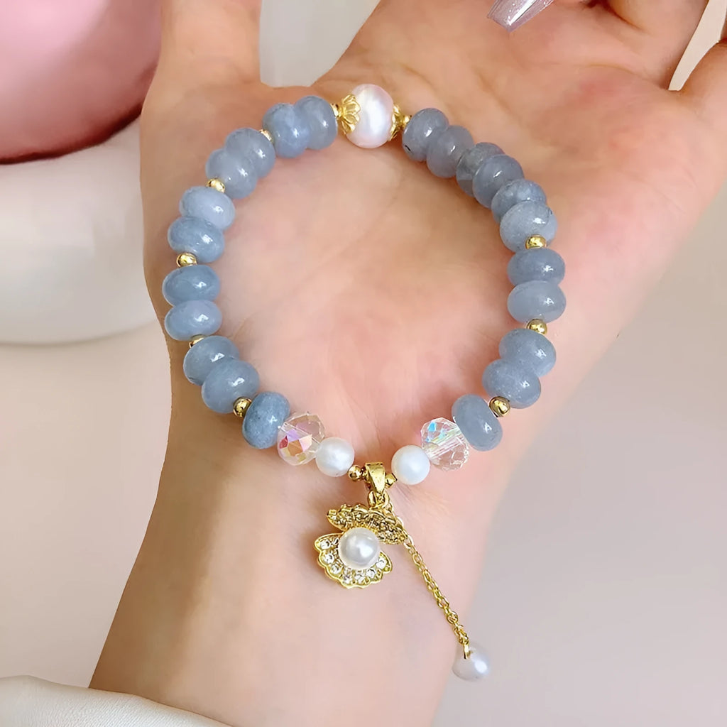 Natural aquamarine pearl shell bracelet with new aquamarine pearl colour