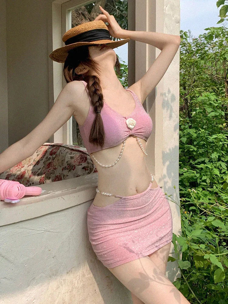Women's black or pink three-piece polyester bikini for swimming sports