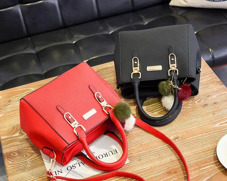 Women's PU shoulder handbag with zip closure in Khaki colour, size 23x14x18cm