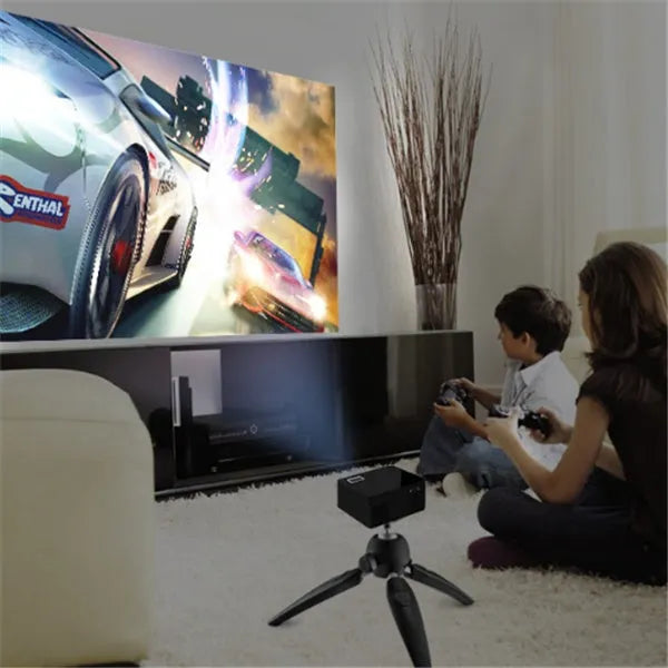 Smart projector USB orthographic front projection 320x240 20W with UK plug