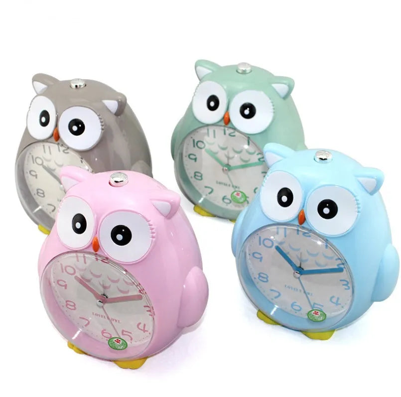Children's owl cartoon alarm clock in plastic, 14 x 11.5 x 17.5 cm, available in pink, grey, green and blue