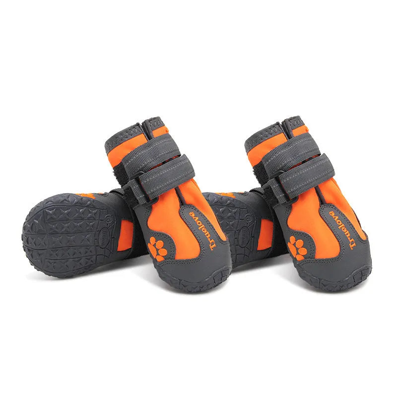 Big dog shoes with double velcro closure, waterproof and luminous, in black, green, orange and red, sizes 1-8