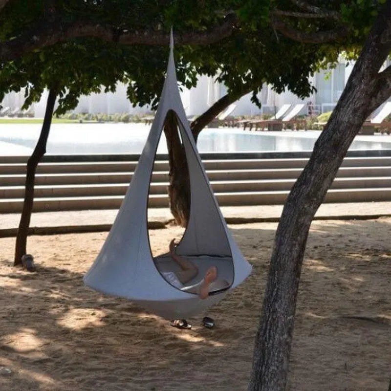 Flying saucer hammock in green oxford cloth with metal frame, portable camping swing chair