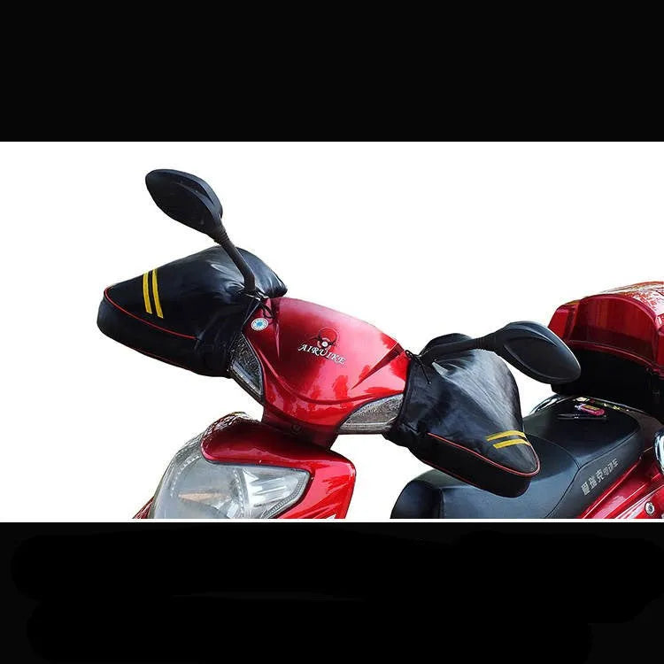 Cold-proof leather motorcycle bottle cover in Black for bending beam scooters and handlebars