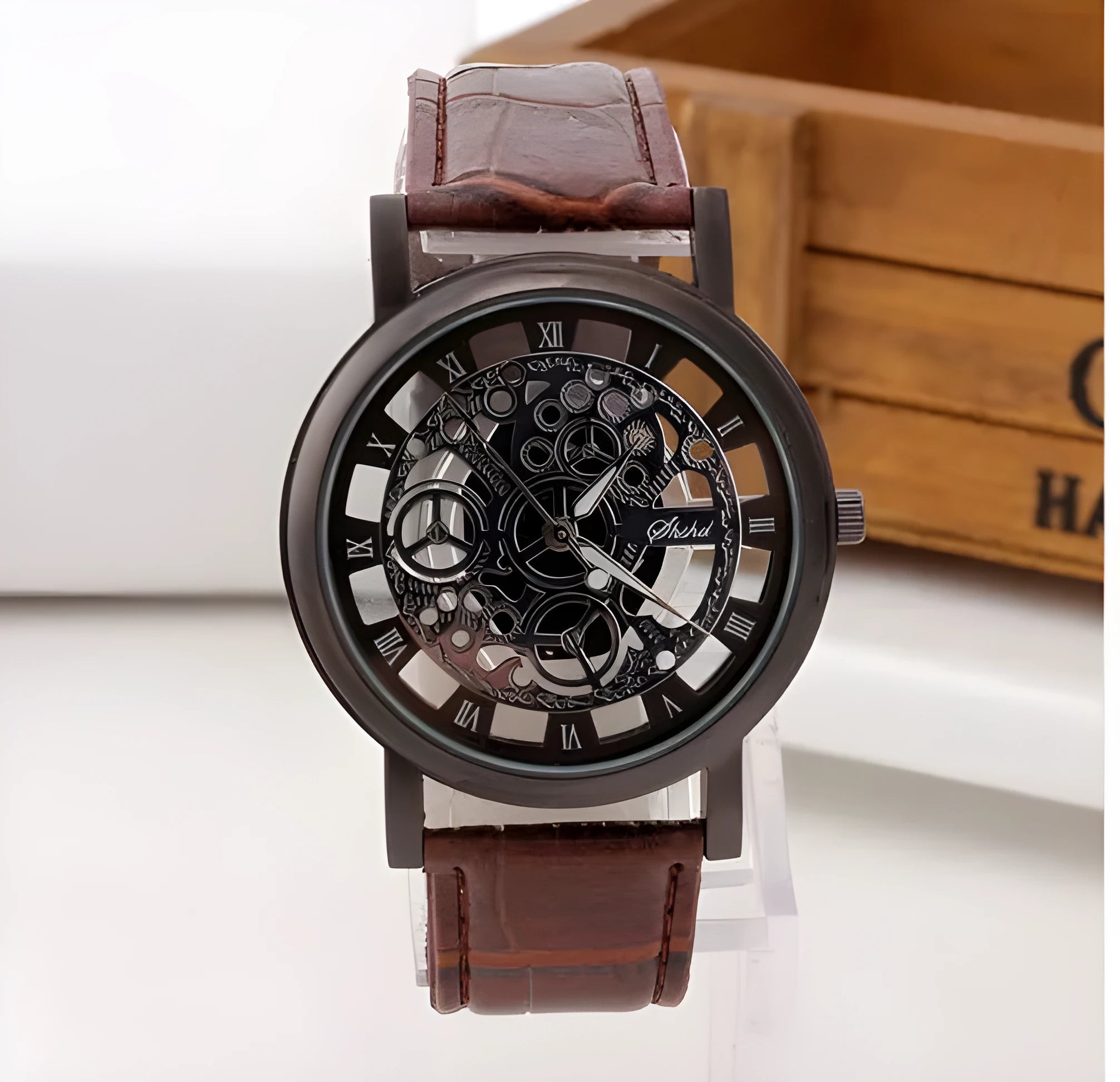 Fashion hollow belt quartz watch for men and women with leather strap, round 40mm dial, glass window, black