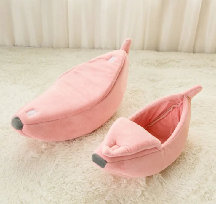 Banana shape pet house dog bed in yellow super soft short plush fabric with thick sponge cushioning