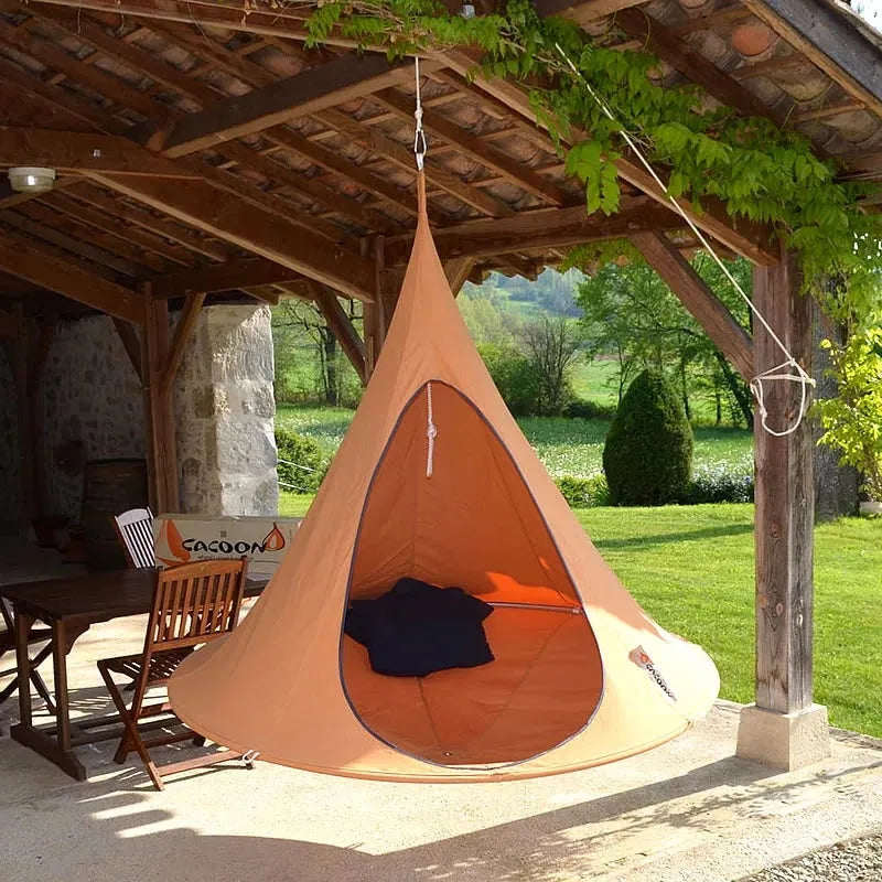 Flying saucer hammock in green oxford cloth with metal frame, portable camping swing chair