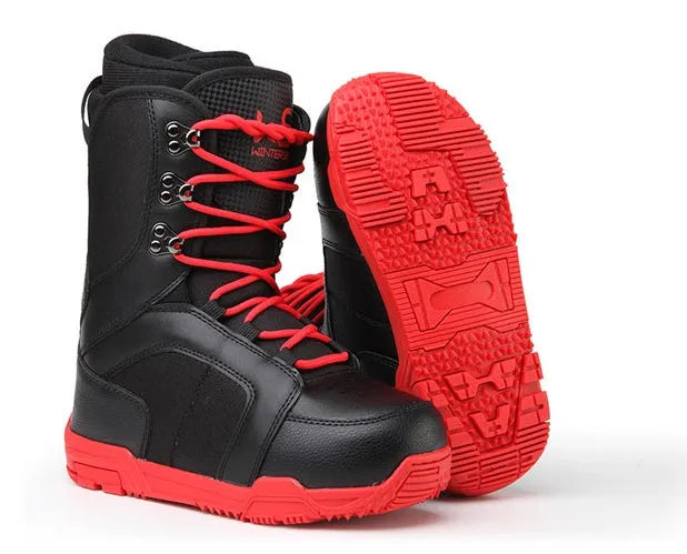 Men's black ski boots with tie closure, rubber outsole, EVA midsole, and shock-absorbing insole, sizes 35 to 45.