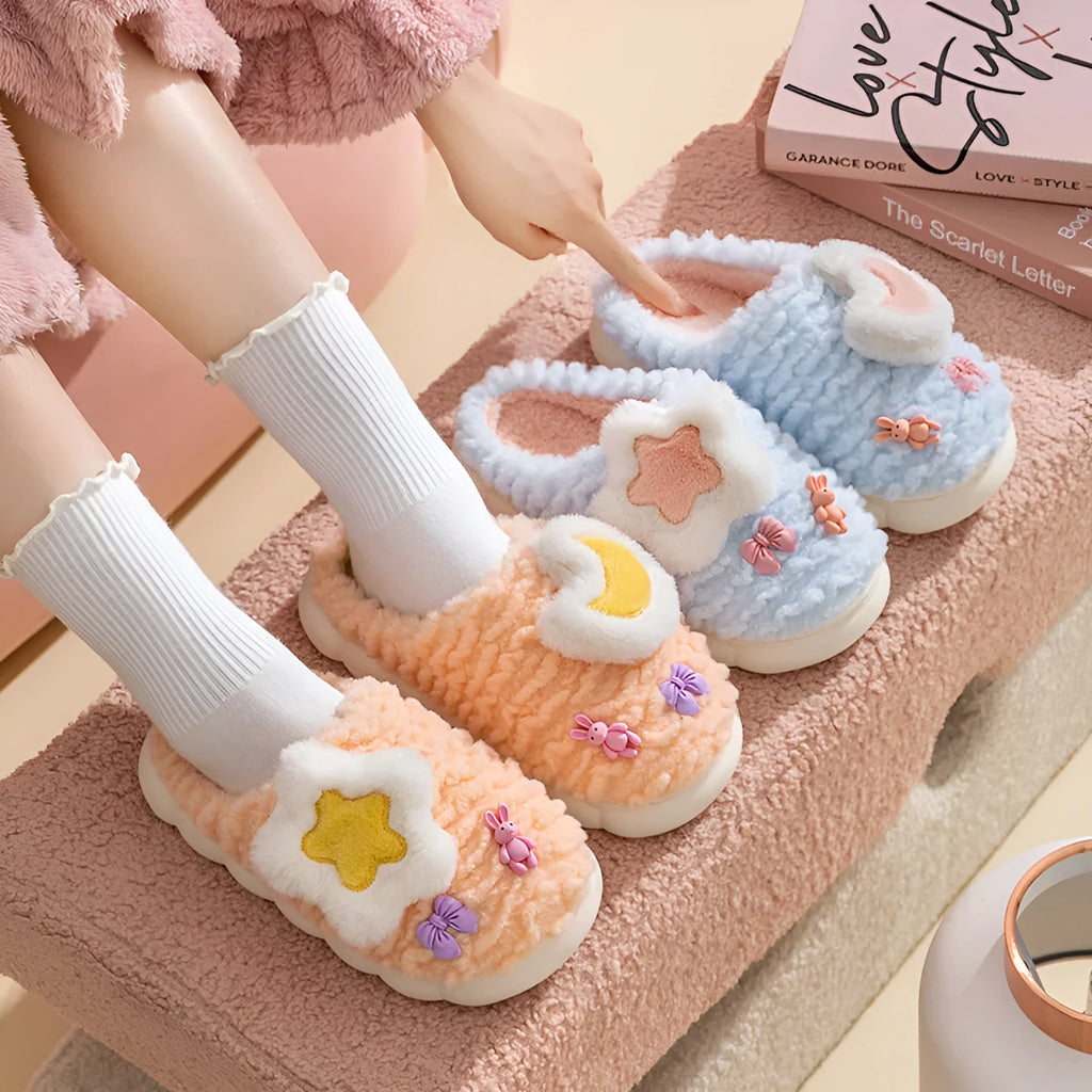 Women's light blue animal pattern fleece-lined home slippers with round toe holder and decorative flowers