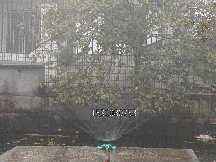 360 rotating sprinkler with three-fork base, 210mm x 190mm x 95mm, for lawn and flower bed watering
