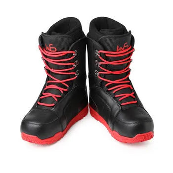 Men's black ski boots with tie closure, rubber outsole, EVA midsole, and shock-absorbing insole, sizes 35 to 45.
