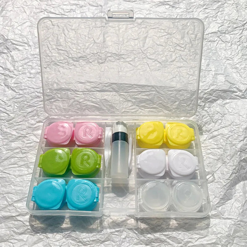 Portable rectangular contact lens case with vibration cleaning in multiple colour options
