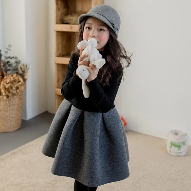 Princess dress set with cotton fabric and matching hat in black for girls