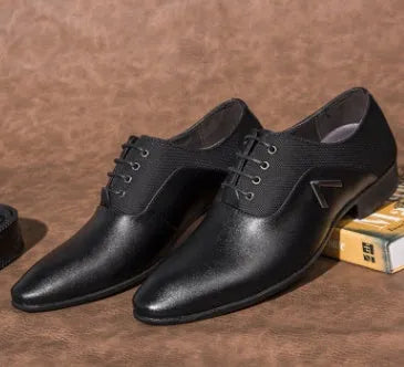Men's Oxford shoes in artificial PU leather with rubber soles in black, brown, and yellow colours