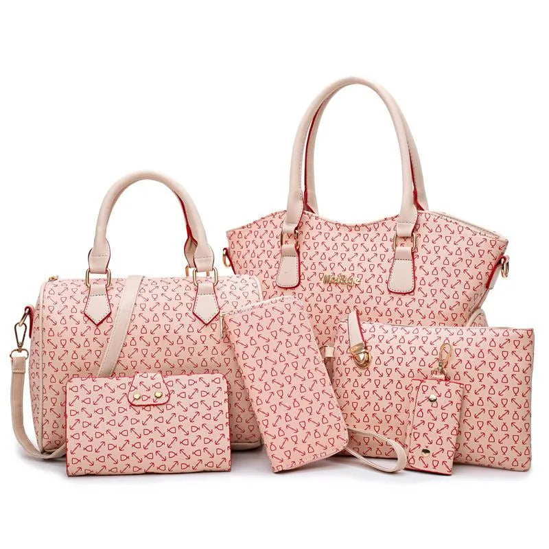 Women's soft PU shoulder bag in horizontal square shape with zipper closure and printed finish