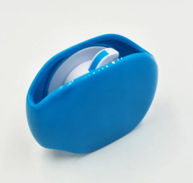 Automatic earphone cable winder showing white, blue, and black units with cable retracted into 72mm storage box.