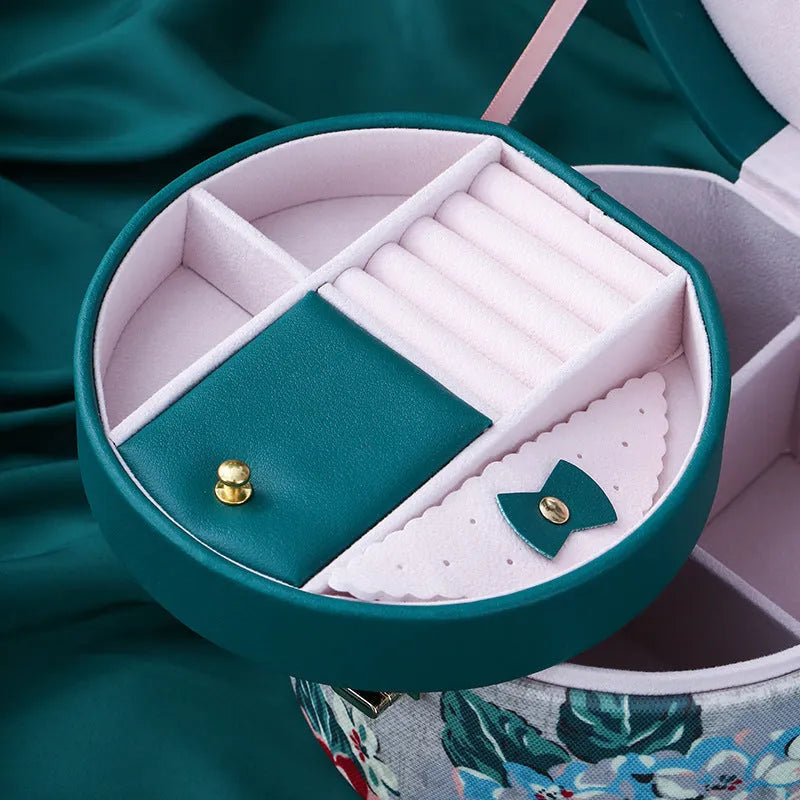 Large capacity multi-layer retro round jewelry box in leather in palace style green colour