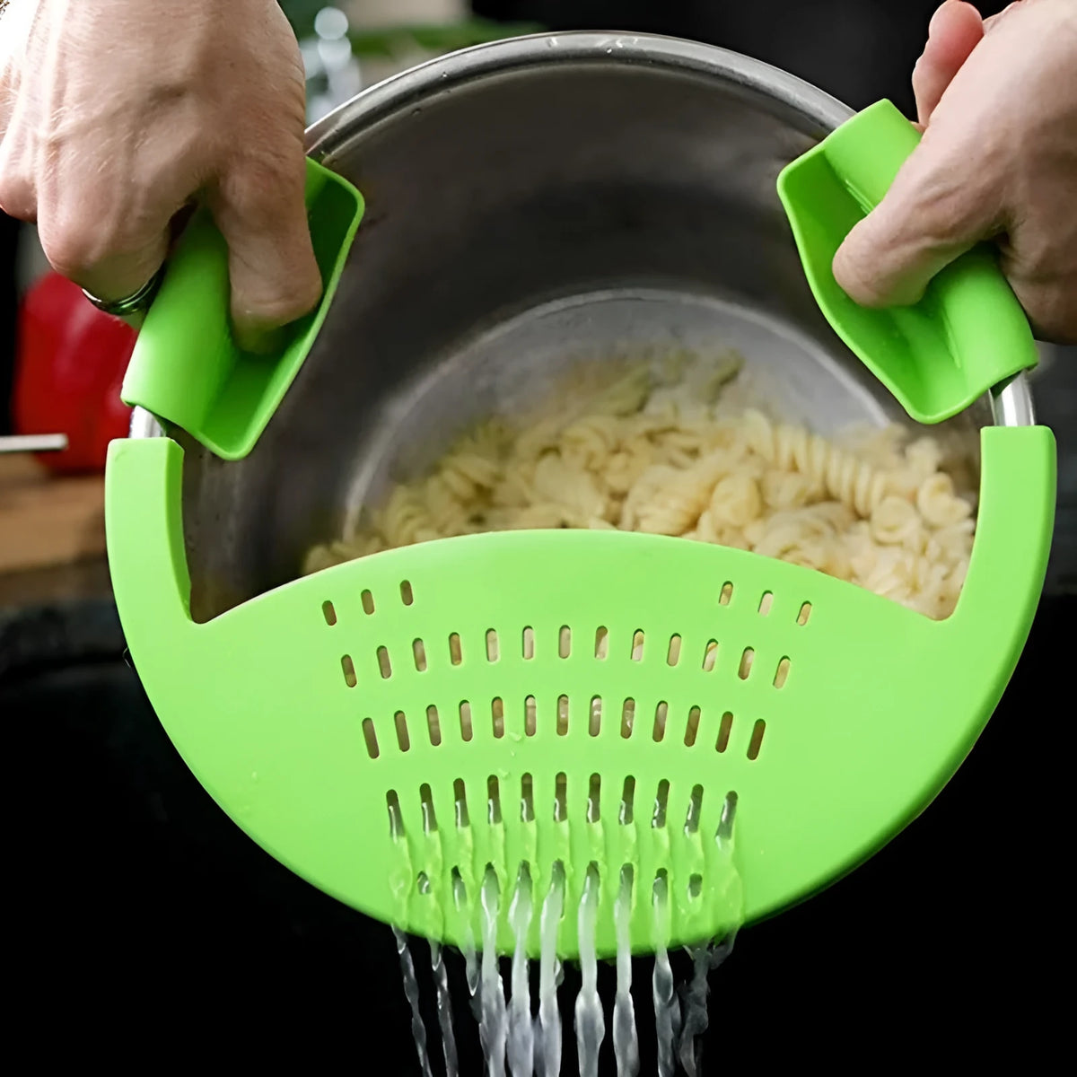 Silicone food oil drainer 245x145mm snap-on pot strainer for pressure cooker liner in black, green or red