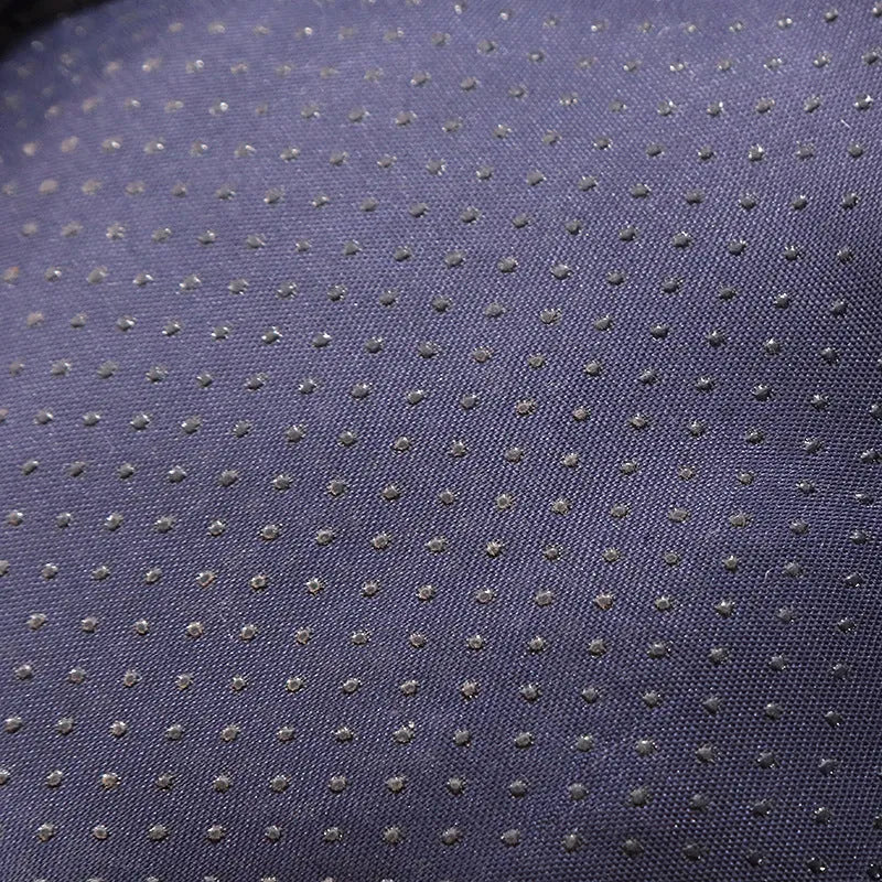 Closed cat nest with fleece lining in blue, pink, or purple, shown in M and S sizes.