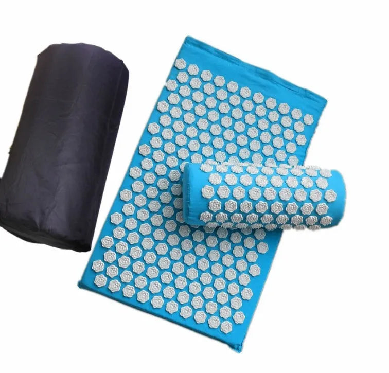 Lotus-shaped acupressure massage mat set with pillow and cloth carrying bag