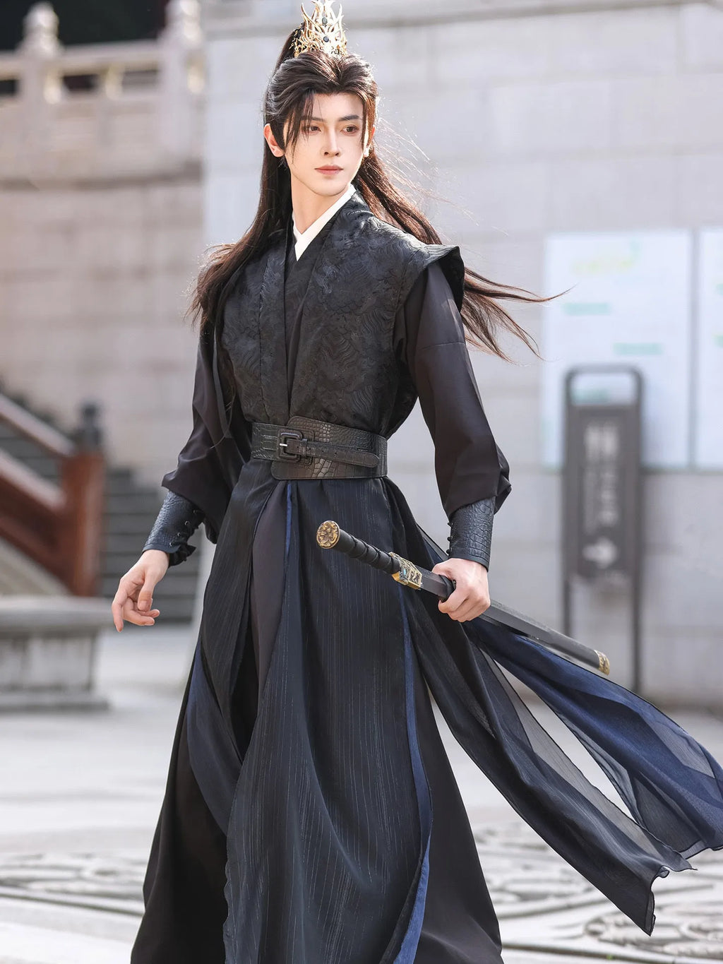 Hanfu Qingxuan suit with inner robe, outer coat, wrist guard, and waist belt in jacquard fabric, unisex sizes S-3XL