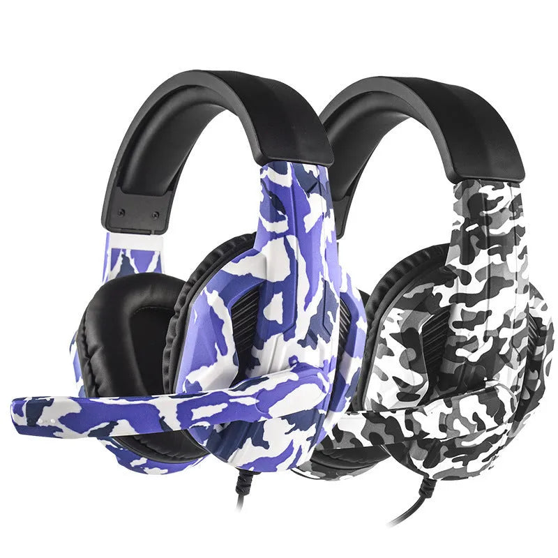 Camouflage colour PS4 and PC wired gaming headset with light-up feature and 3.5mm plug.