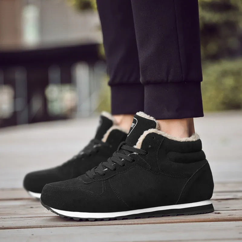 On-slip wear-resistant warm men's casual shoes with bovine split leather and velvet lining in black