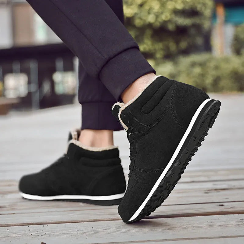 On-slip wear-resistant warm men's casual shoes with bovine split leather and velvet lining in black