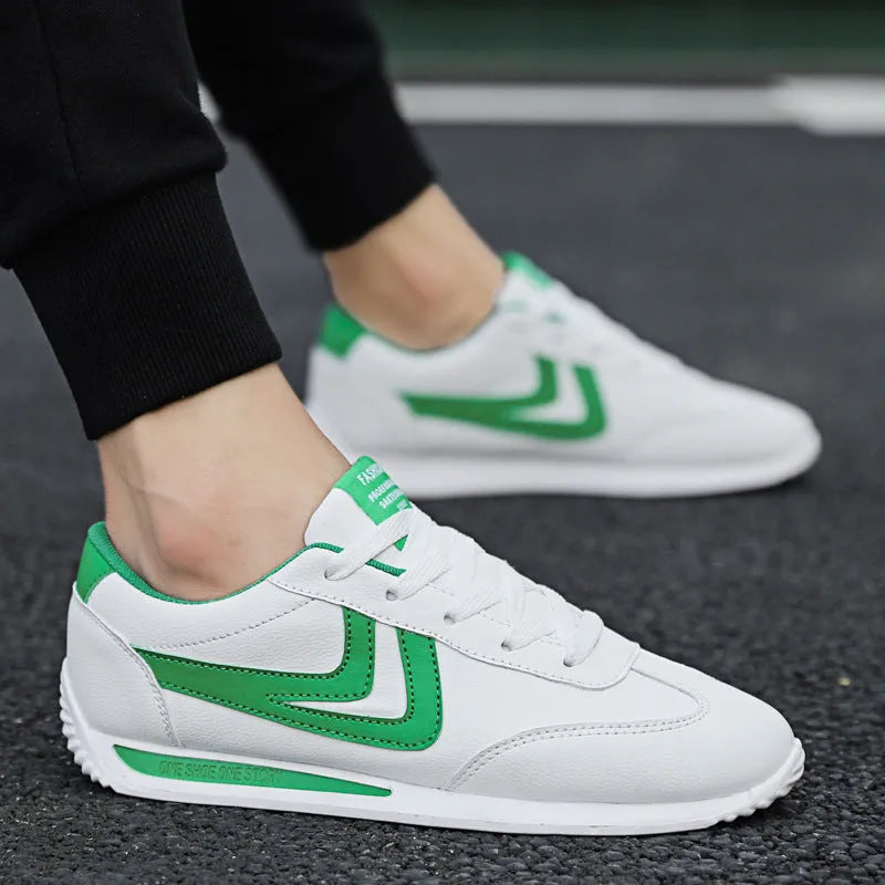 Men's Korean style breathable white casual trainers with rubber sole and round toe
