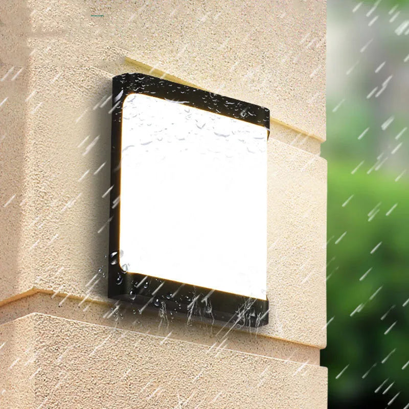 Outdoor waterproof LED wall light with aluminium shell and IP65 rating