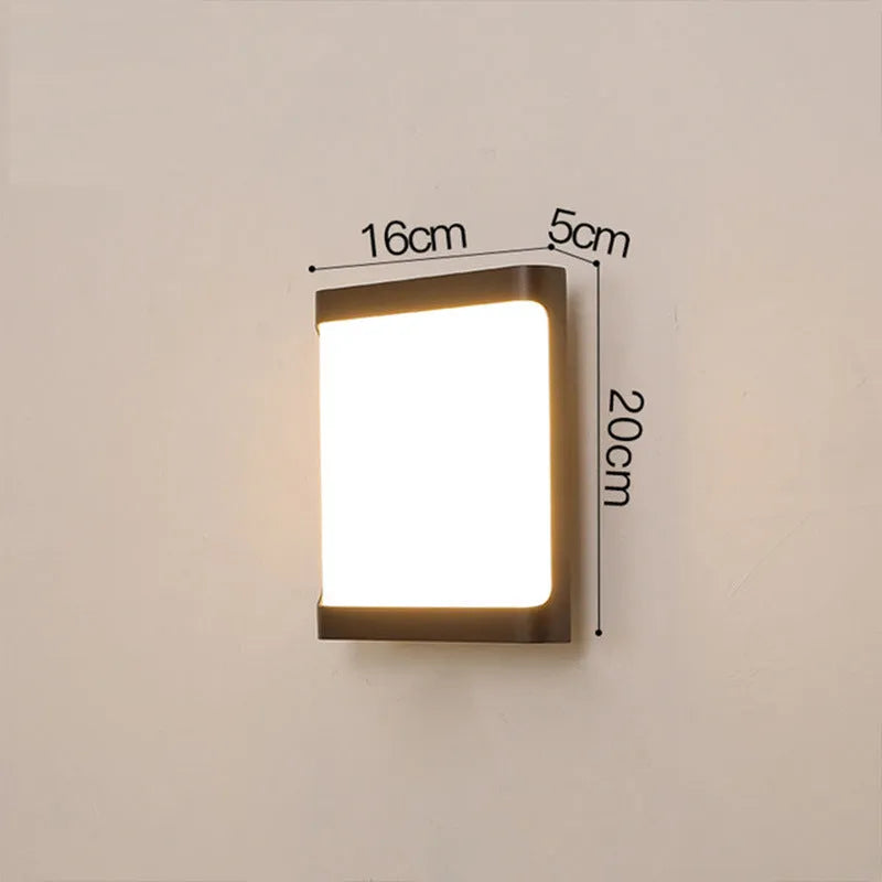 Outdoor waterproof LED wall light with aluminium shell and IP65 rating