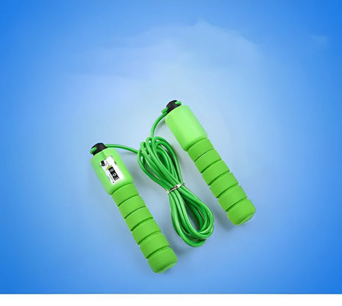 Adult synchronised sports skipping rope with counting display on sponge handle