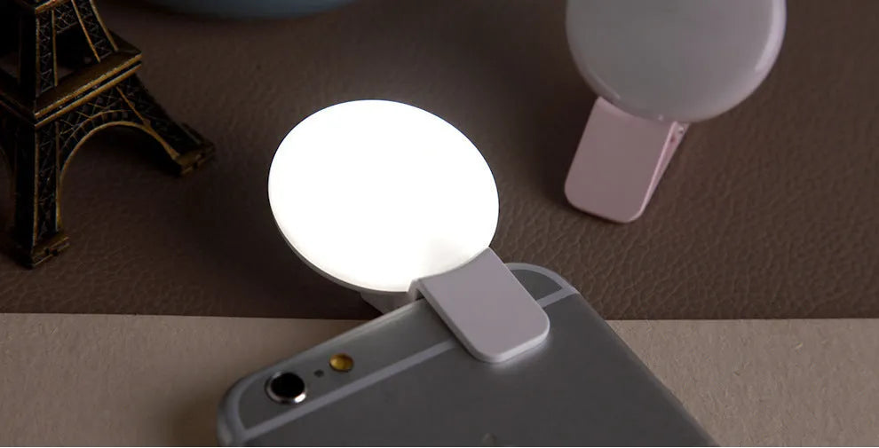 Round LED mobile phone selfie fill light with general-purpose smartphone mount in black, pink and white colour options