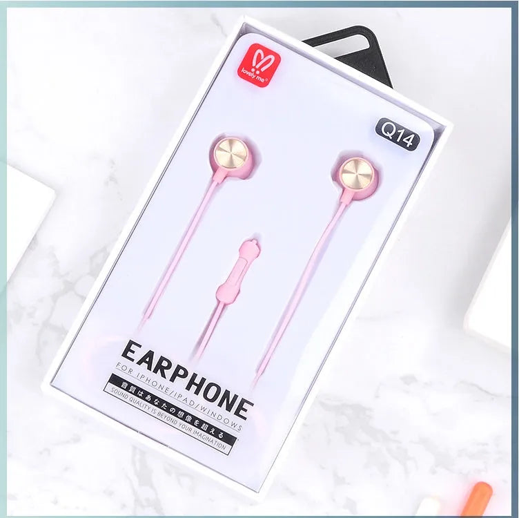 In-ear wired earphones with 120cm cable in pink colour for karaoke and music