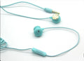 In-ear wired earphones with 120cm cable in pink colour for karaoke and music