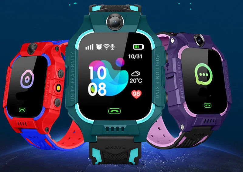 Z6 Q19 children's smartwatch in green, purple, or red with a 1.44-inch touchscreen on wrist.