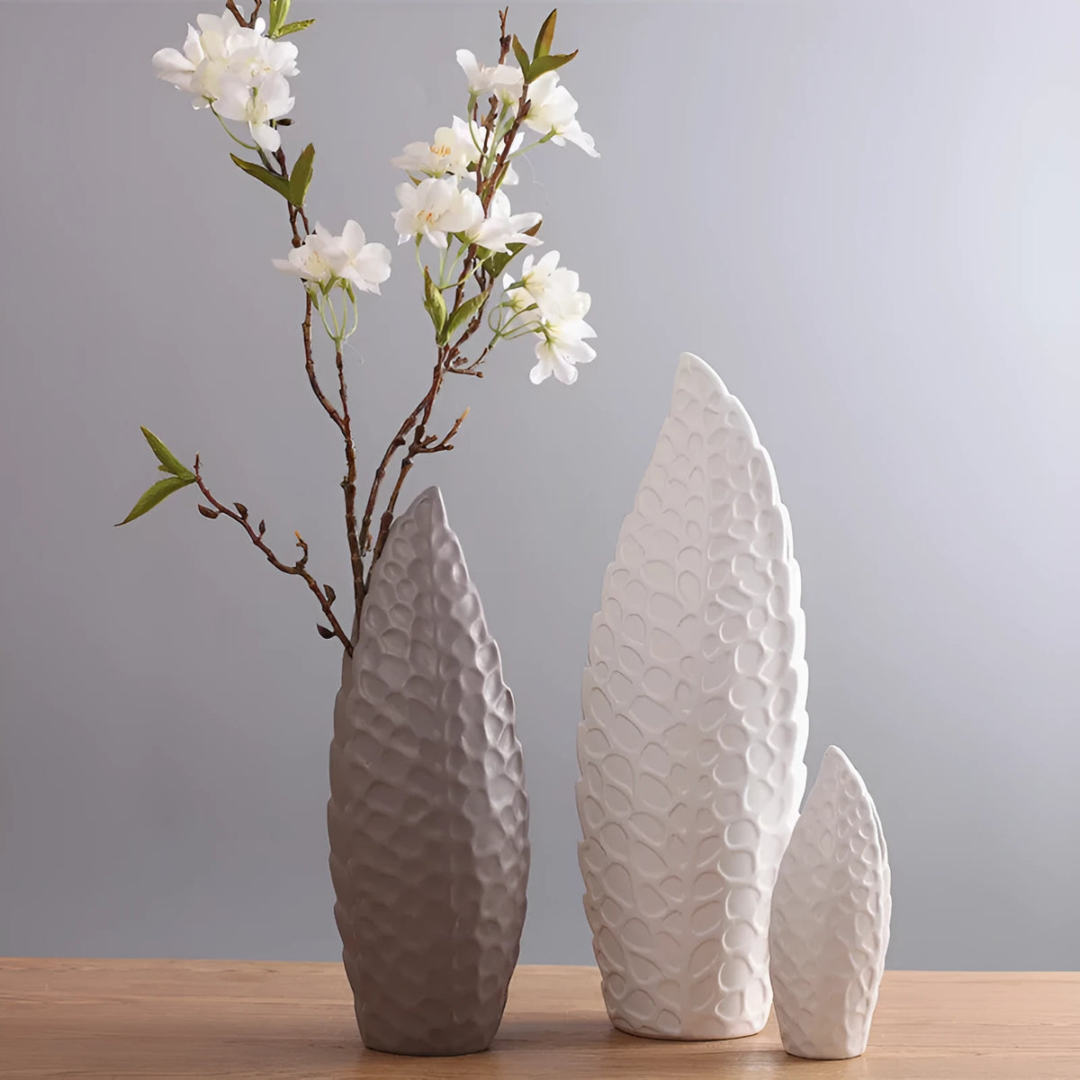 White porcelain Nordic style ceramic flower vase with matte finish, available in M and S sizes