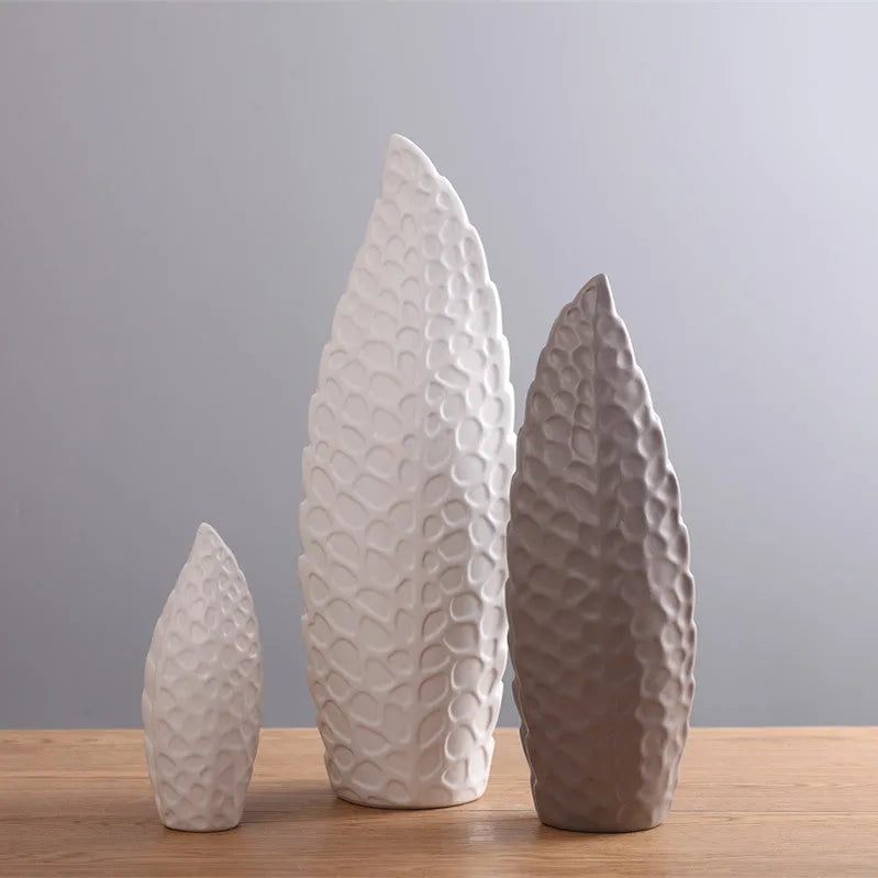 White porcelain Nordic style ceramic flower vase with matte finish, available in M and S sizes
