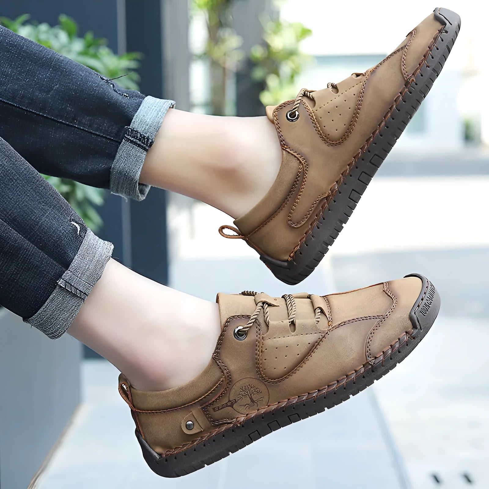Men's casual leather shoes with round toe and microfiber upper in three colour options