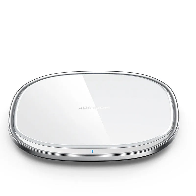 Black 15W wireless charger with zinc alloy and glass, Type-C input and FOD protection