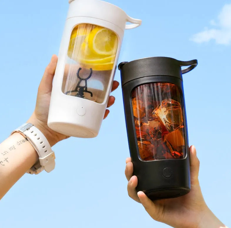 Portable juice blender with 650ml mixing cup in black, blue, pink, or white colours