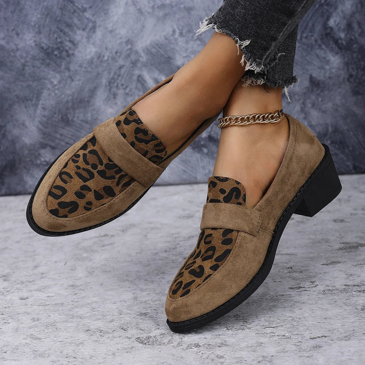 Leopard print slip-on casual shoes with suede upper and chunky mid heel in pink colour