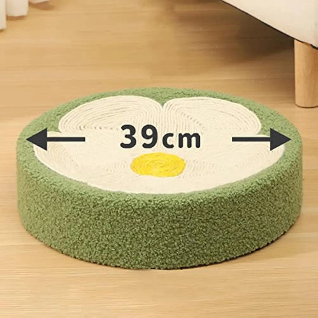 Green round sisal cat scratcher bowl lounge bed for kittens.